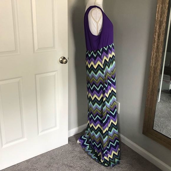 Mayah Kay Purple Chevron Print Maxi Dress - Picture 3 of 5